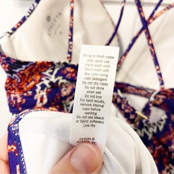 Athleta | Aqualuxe Print Molded Tankini Top ‘ONLY’  in Paradise Print Size Small - Picture 6 of 10